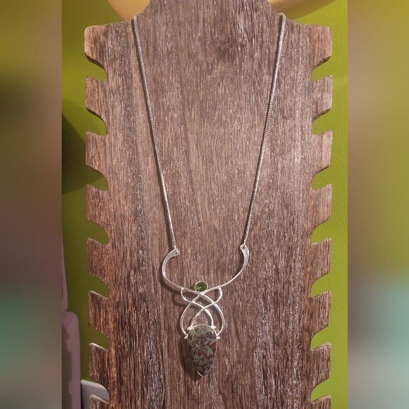 Unique Dragon Stone Necklace - Picture 2 of 5